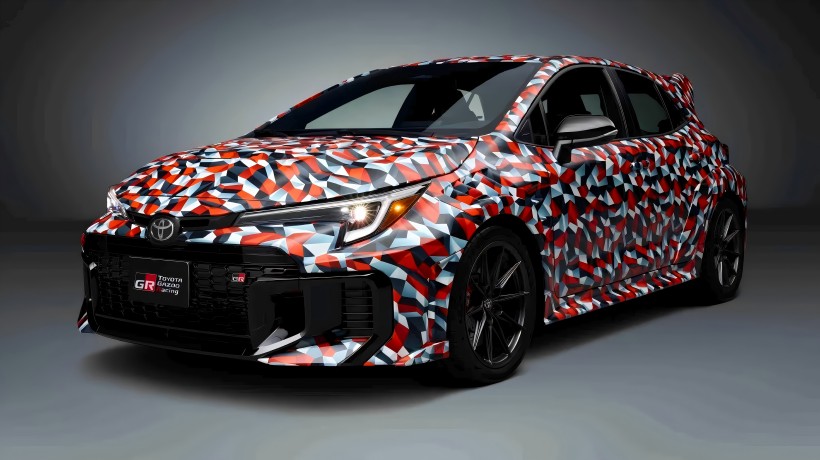 GRMN yüksək performanslı versiyasının prototipi? GR Corolla'nın yeni versiyasının rəsmi teaser görüntüləri, 13 aprel tarixində açıqlanacaq
