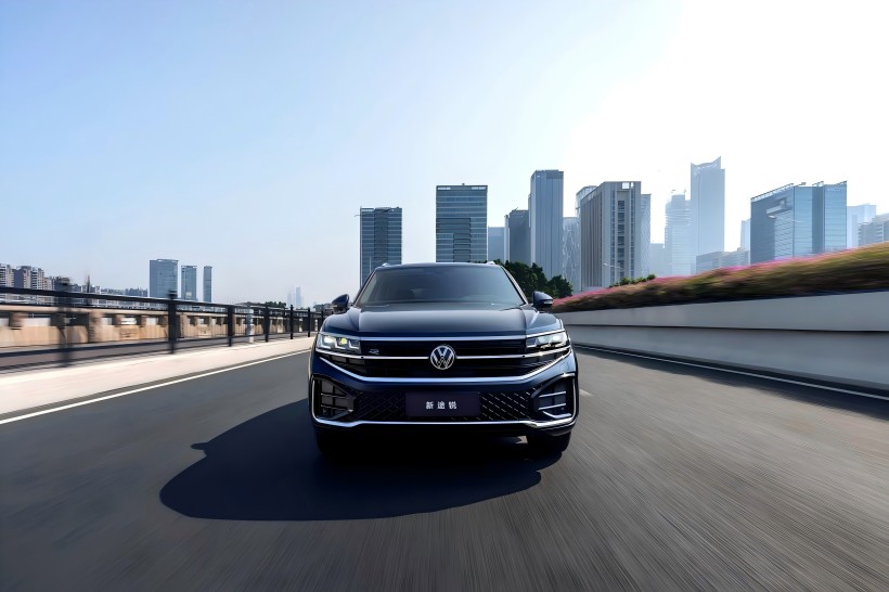 Görünüş və konfiqurasiya təkmilləşdirildi: Yeni Volkswagen Touareg 2.0tsi Ruiying versiyası, 558,800 yuan qiymətləndirildi