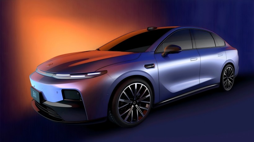 Orta ölçülü sedan kimi yerləşdirilmiş Leapmotor B01, Şanxay avtomobil şousunda debüt etmək üçün qurulmuşdur. Leapmotor B01 modelinin rəsmi görüntüsü sərbəst buraxıldı.