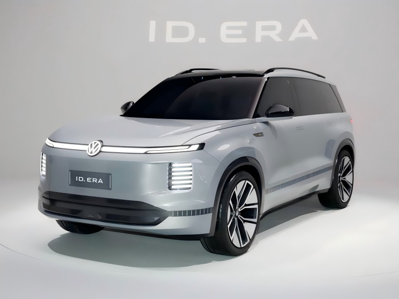 Genişləndirilmiş Renzil SUV, Volkswagen ID.era'nın istehsal versiyası, Guangzhou avtomatik şousunda debüt etməsi və 2026-cı ildə bazara vurulacağı gözlənilir.